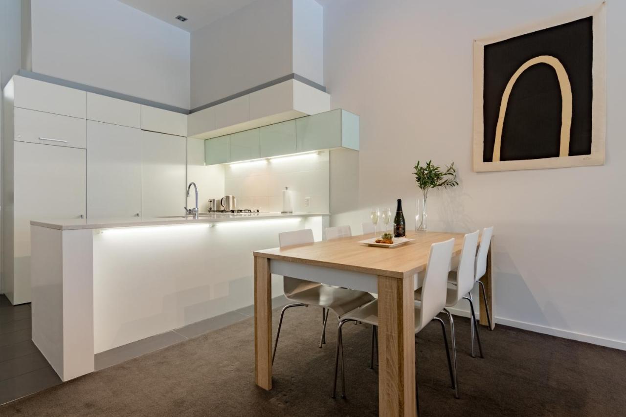 Stylish Haven Luxury Interiors In Prime Location Apartment Queenstown Exterior photo